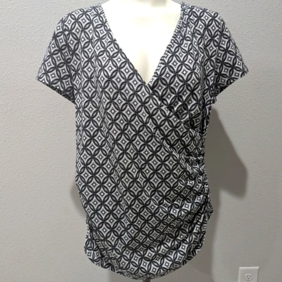 Talbots Black and White Wrap Blouse Short Sleeve Relaxed - Picture 2 of 4